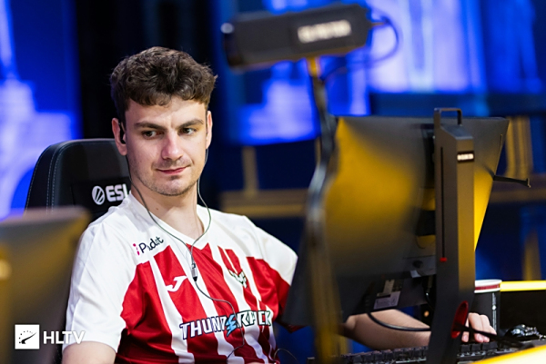 论在阵容的 论在阵容的